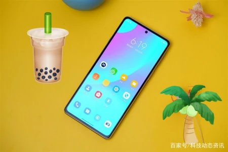 从3299跌至2399,骁龙870+12GB+256GB,上市仅3个月 从3299跌至2399,骁龙870+12GB+256GB,上市仅3个月